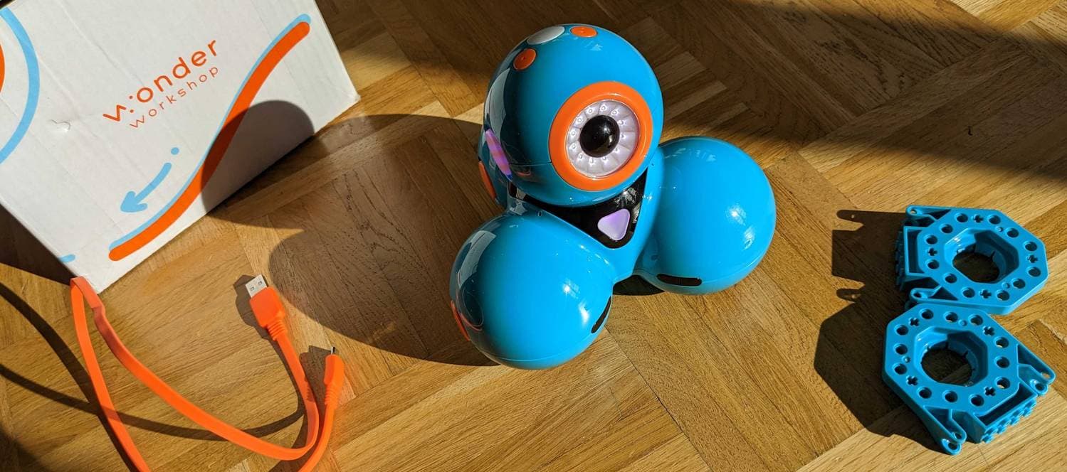Cover Image for Dash Roboter